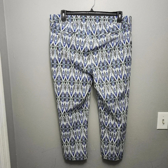 Chico's women's Pull-On multicolor pants size 18 geometric blue and white - Picture 4 of 8